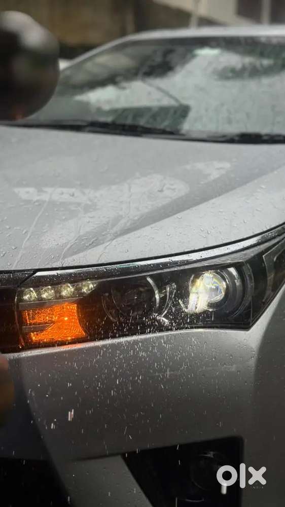 Toyota Corolla Altis 2015 December
