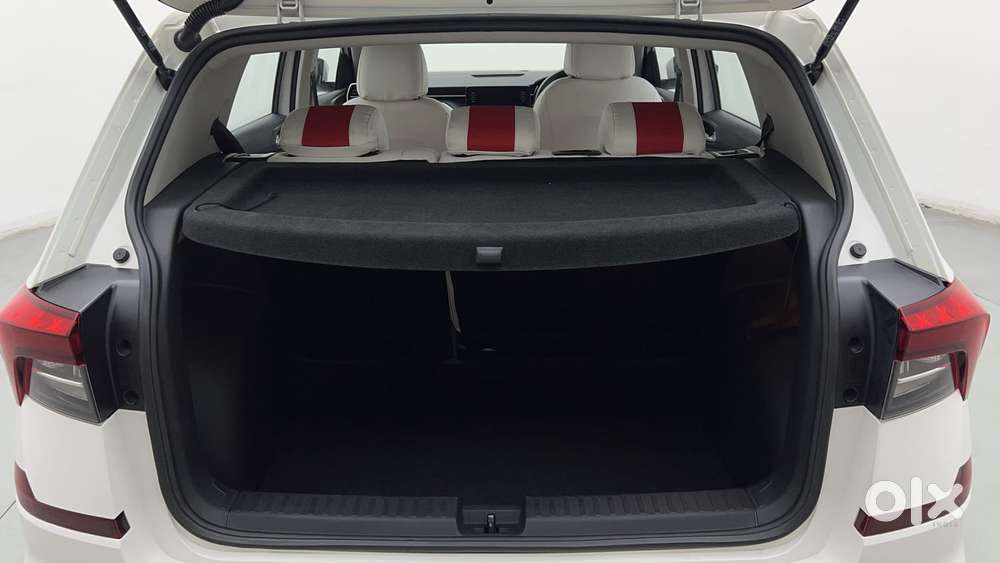 Skoda Kushaq Ambition 1.0l Tsi Mt, 2023, Petrol
