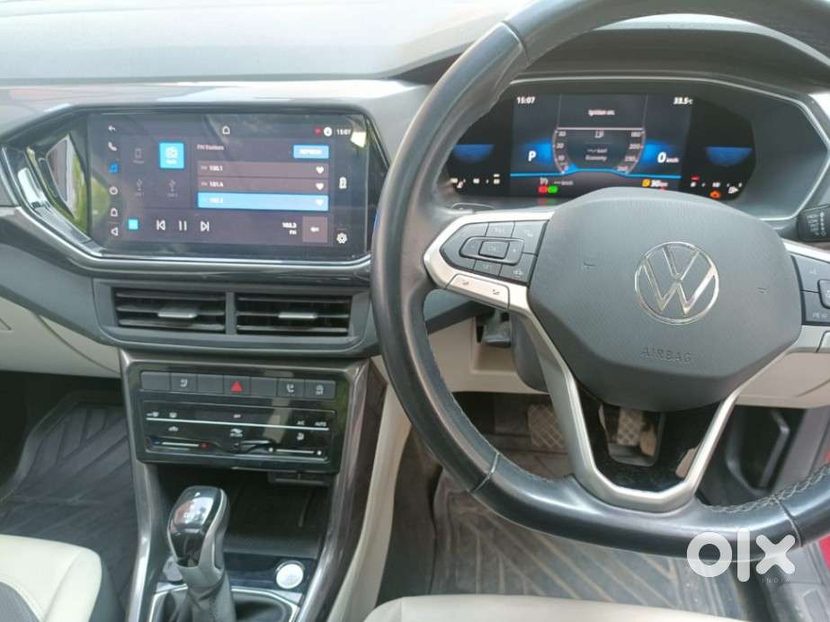 Volkswagen Taigun 1.0 Tsi Topline At, 2022, Petrol
