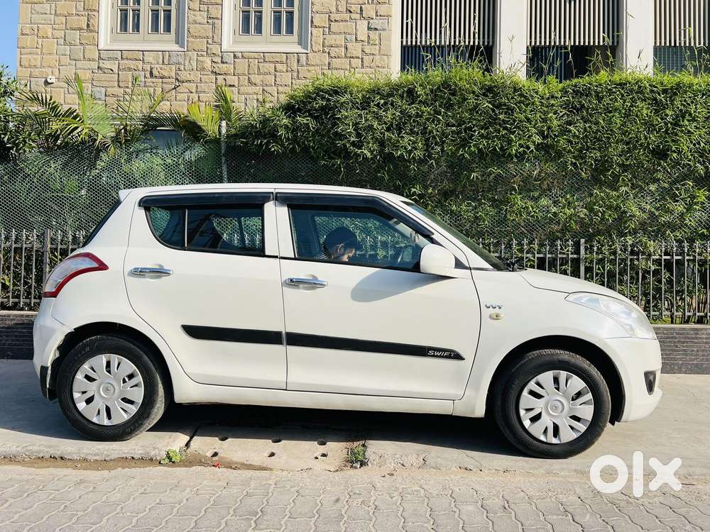 Maruti Suzuki Swift 2011-2014 Star Lxi, 2011, Petrol