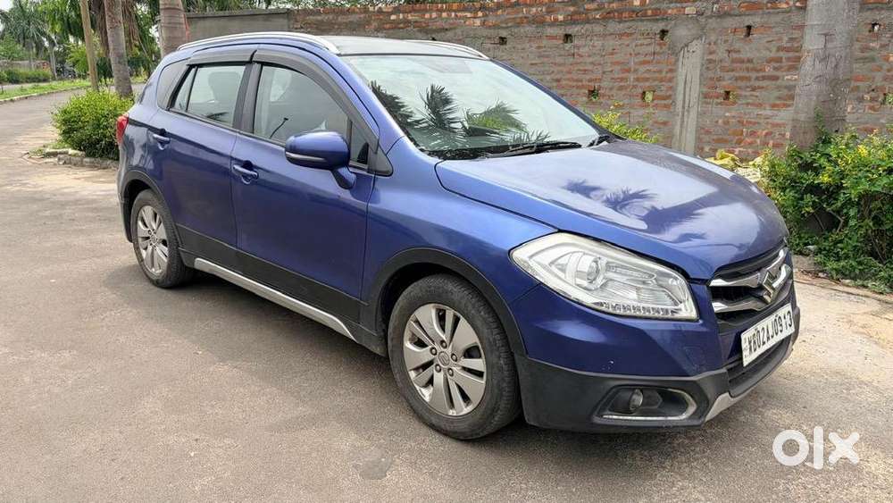 Maruti Suzuki S-cross 2016 Diesel Well Maintained