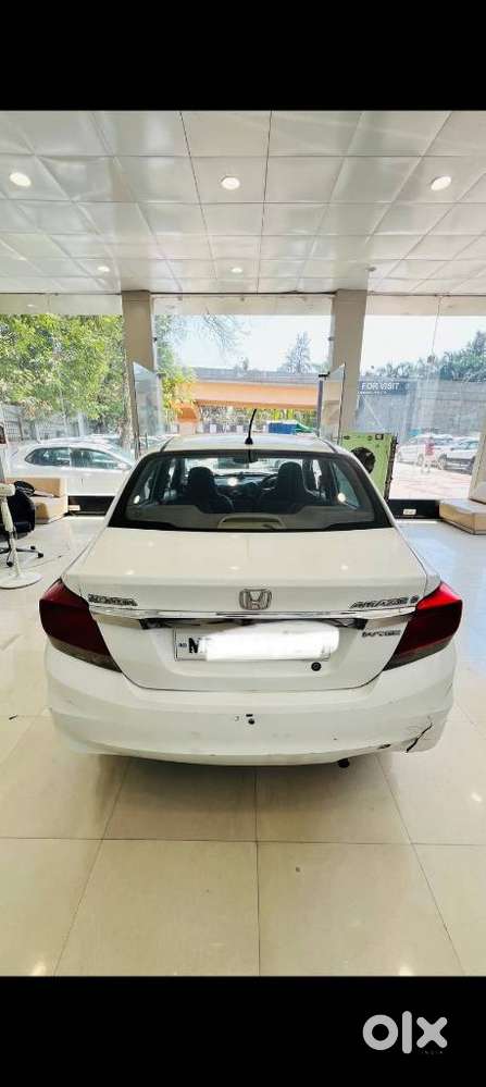 Honda Amaze, 2016, Petrol