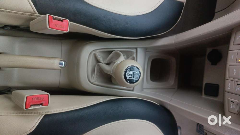 Maruti Suzuki Swift Zxi, 2013, Petrol