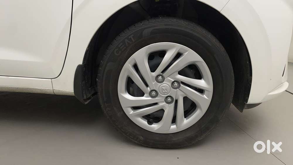 Hyundai Aura [2023-ongoing] 1.2 S Petrol Manual, 2022, Petrol