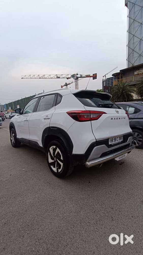 Nissan Magnite 1.0 Xv Executive, 2021, Petrol