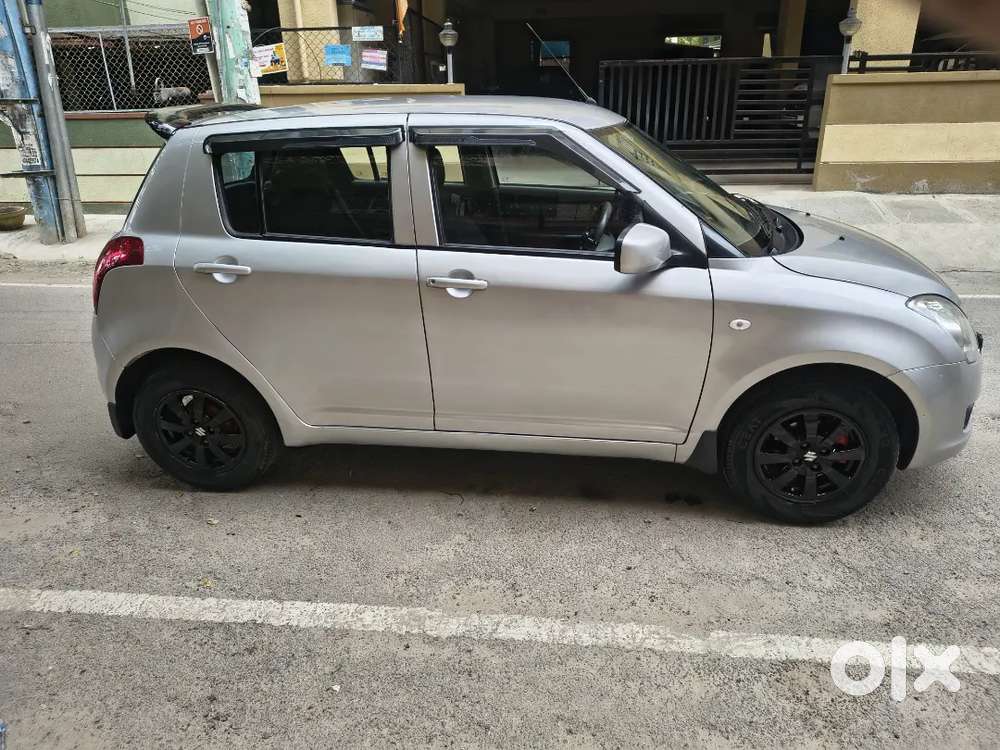 Maruti Suzuki Swift 2011 Car