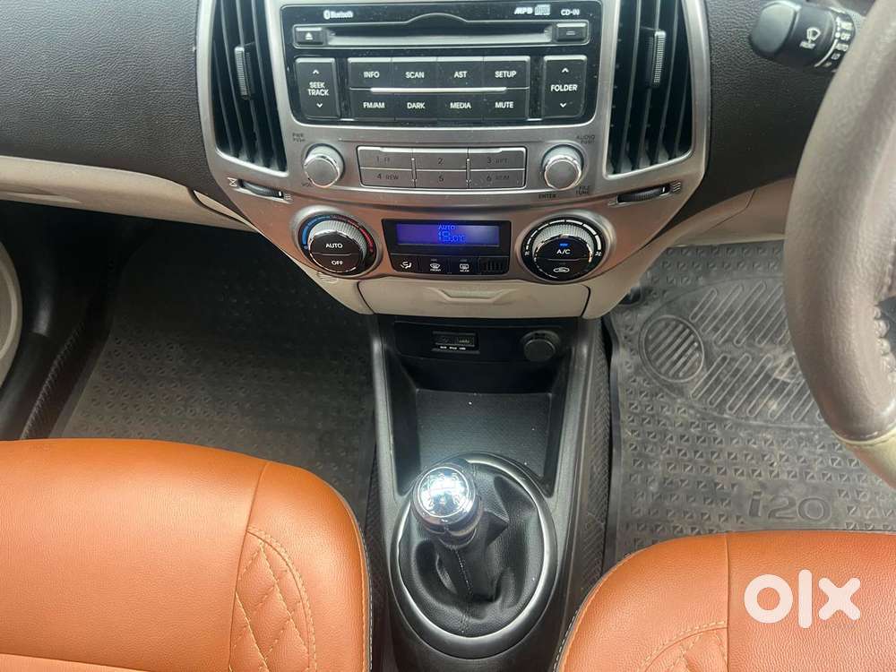 Hyundai I20 Sportz 1.2 Bs-iv, 2014, Petrol