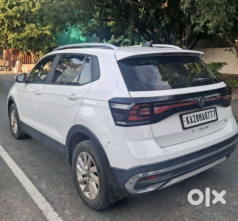 Volkswagen Taigun 1.0 TSI Highline, 2023, Petrol