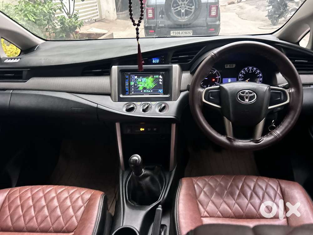 Toyota Innova Crysta 2.4 G Mt 8s, 2016, Diesel