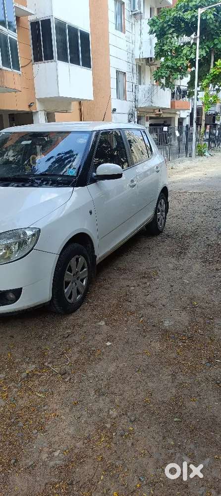 Skoda Fabia 2010 Petrol 90000 Km Driven