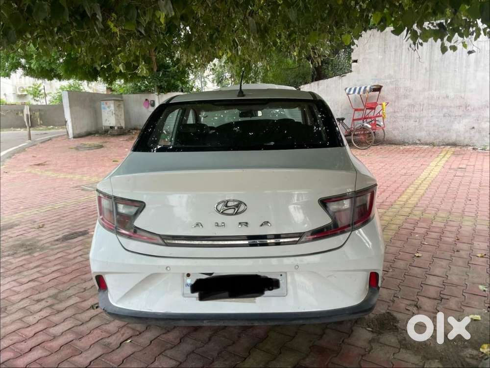 Hyundai Aura 2020 Petrol 26800 Km Driven