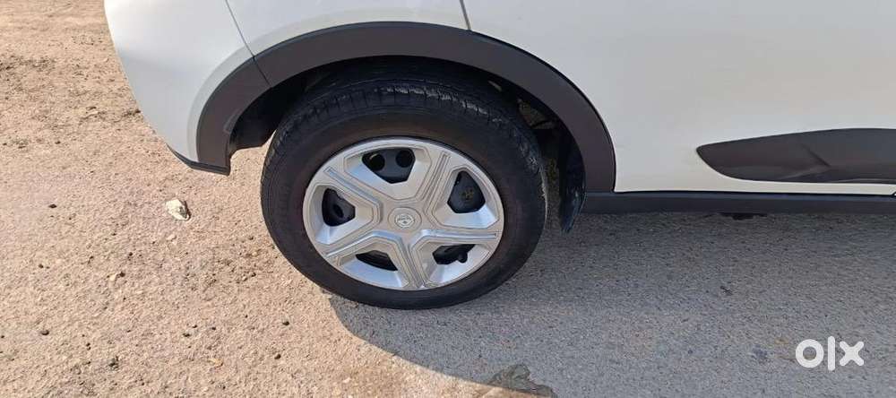 Tata Nexon  September 2022 Petrol Well Maintained