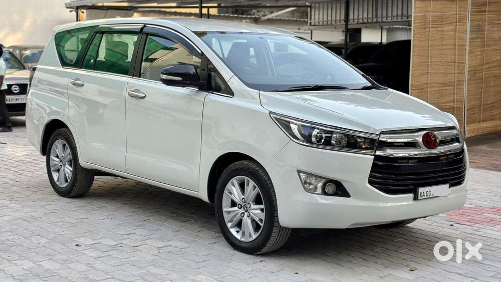 Toyota Innova Crysta