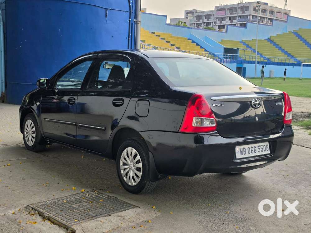 Toyota Etios, 2011, Petrol