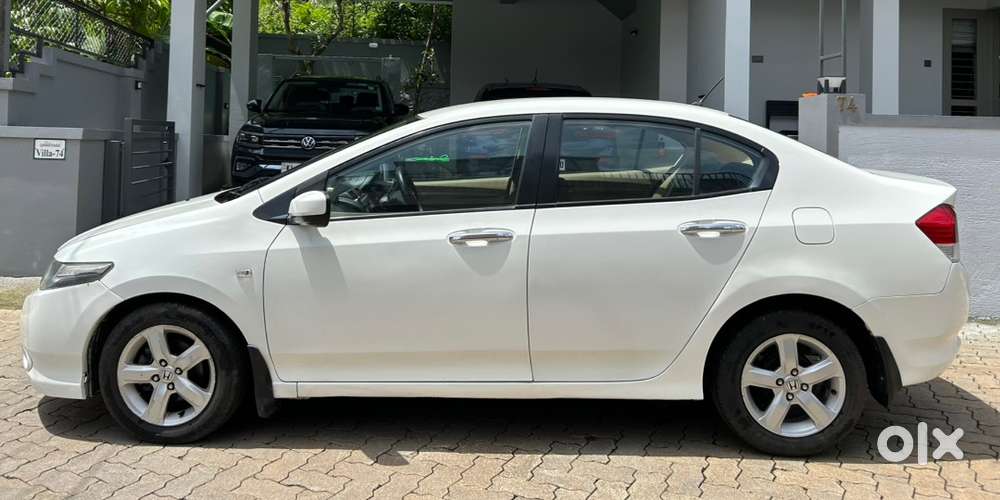 Honda City Petrol 2010 At