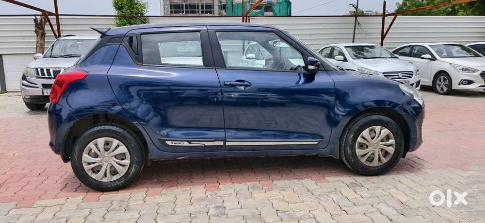 Maruti Suzuki Swift Vvt Vxi, 2021, Petrol
