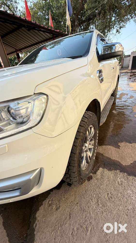 Ford Endeavour Diesel 2017