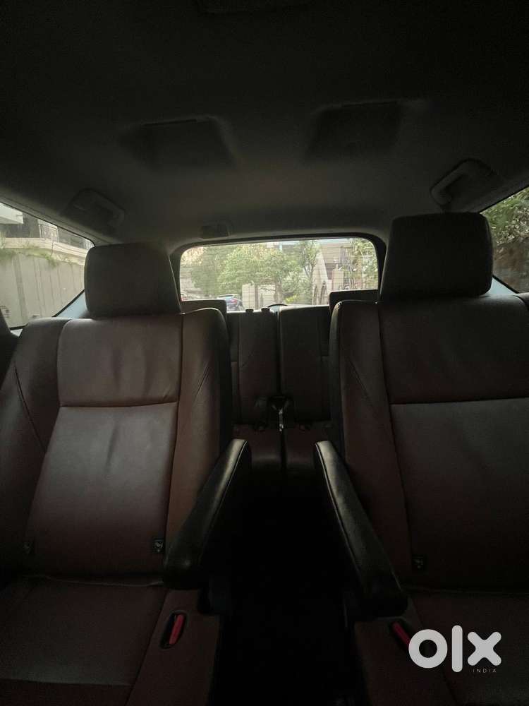 Toyota Innova Crysta 2018 Diesel Well Maintained