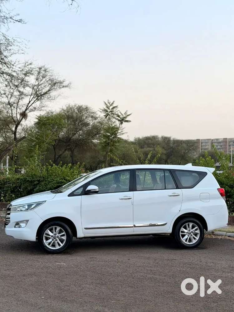 Toyota Innova Crysta 2017 Diesel Manual