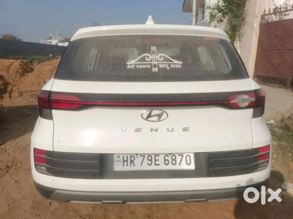 Venue Car White Colour