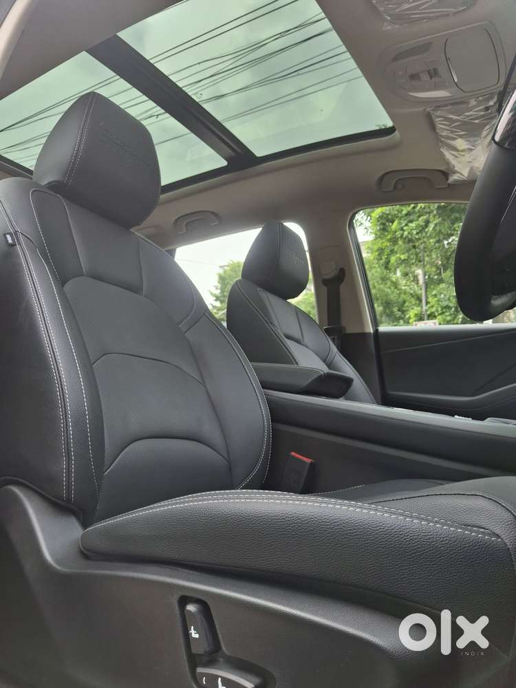 Mg Hector Blackstorm Cvt, 2025, Petrol