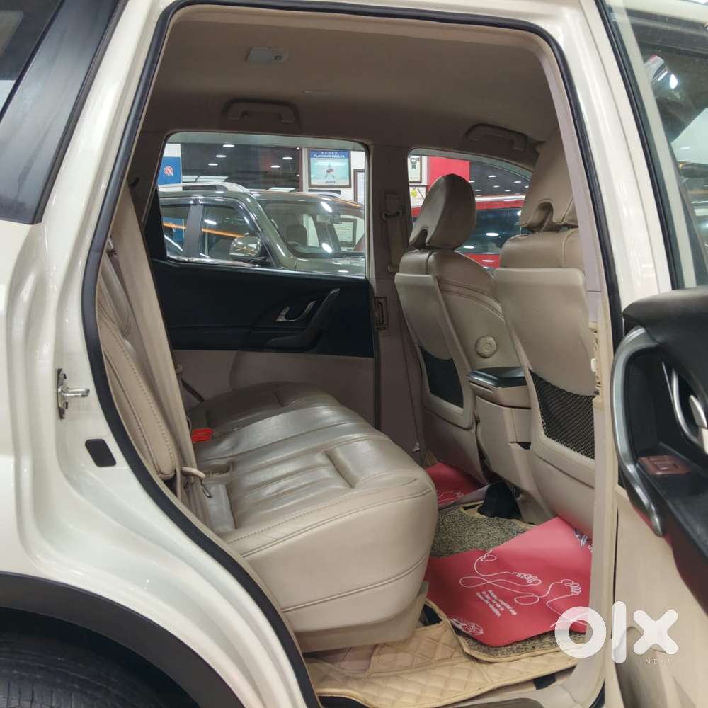 Mahindra Xuv500 W8 At, 2016, Diesel