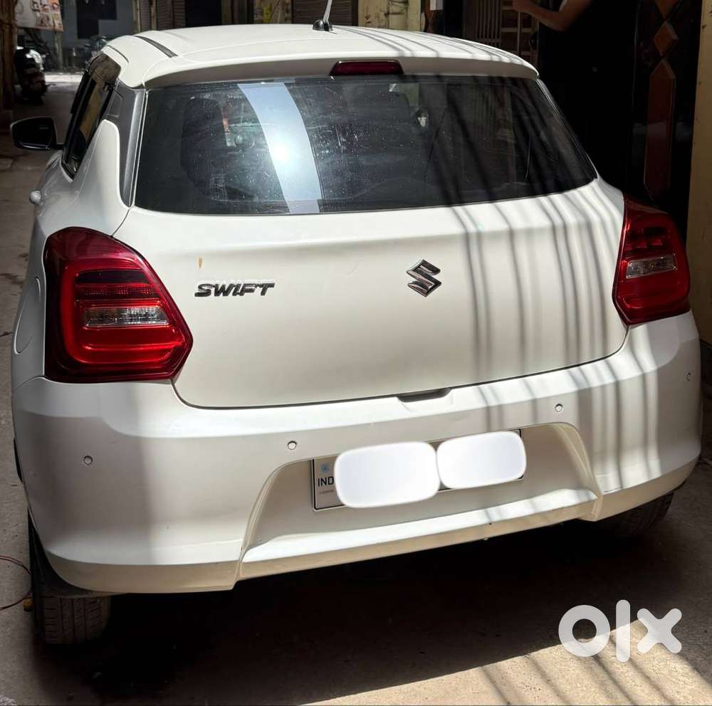 Maruti Suzuki Swift 2022 Petrol 24630 Km Driven