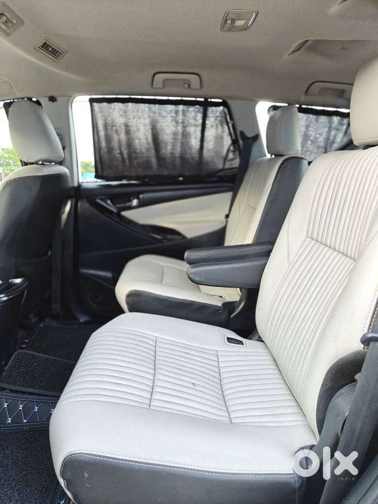 Toyota Innova Crysta 2.8 Gx At, 2017, Diesel