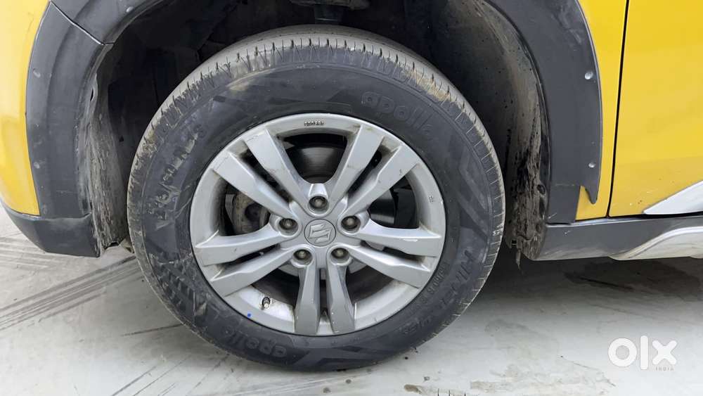 Maruti Suzuki Vitara Brezza Zdi+ Dual Tone Mt, 2017, Diesel