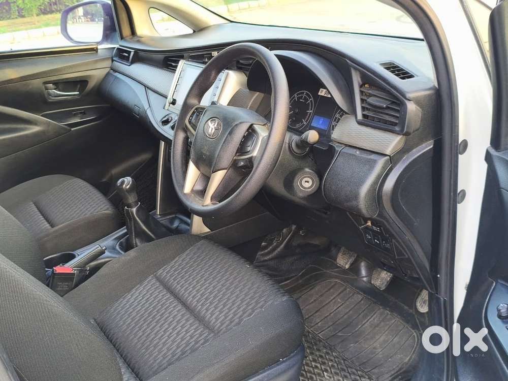 Toyota Innova Crysta 2.4 G Mt, 2022, Diesel