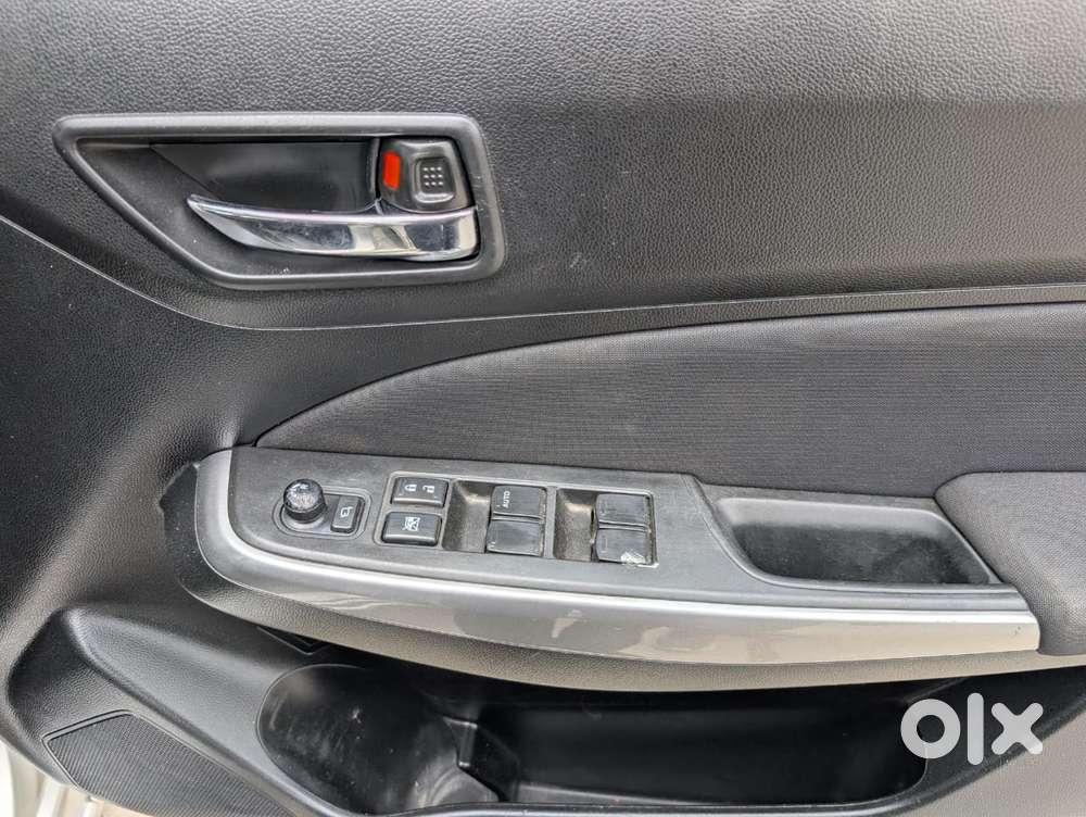 Maruti Suzuki Swift 1.3 Zxi, 2020, Petrol