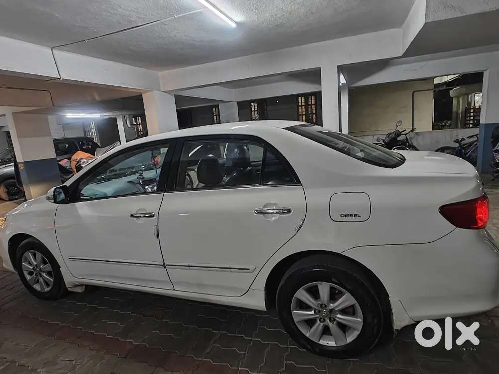 Toyota Corolla Altis 2011 Single Hand Used
