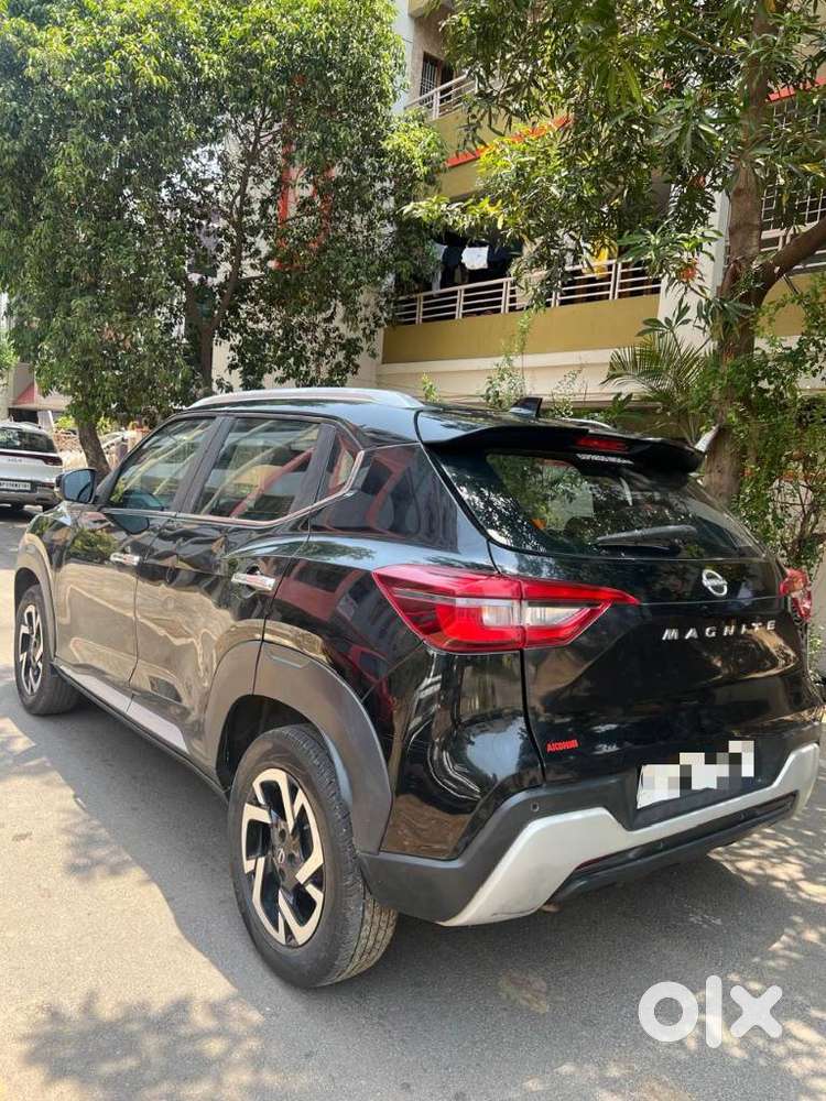 Nissan Magnite 1.0 Xv Premium, 2020, Petrol