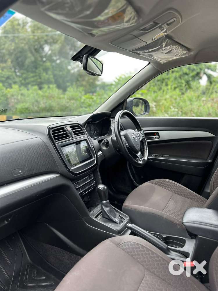 Toyota Urban Cruiser 1.5 Premium Grade At, 2022, Petrol