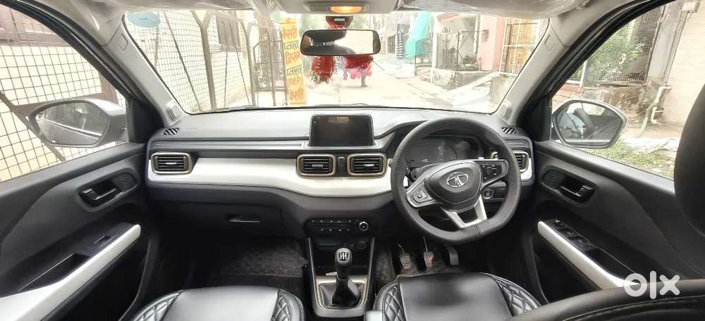 Tata Punch Accomplished 2023 Manual