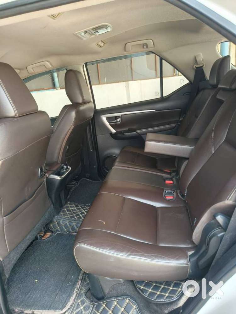 Toyota Fortuner 4x2 At 2.8 Diesel, 2018, Diesel