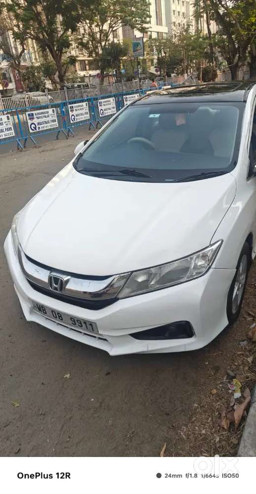 Honda City 2014 Diesel 70000 Km Driven Sunroof