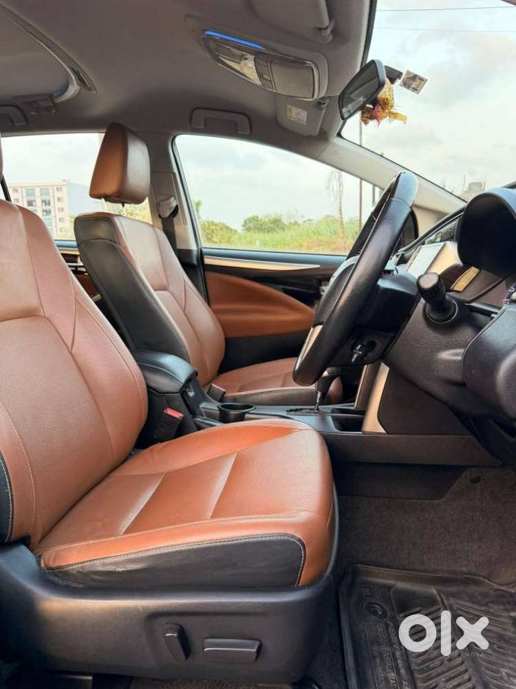 Toyota Innova Crysta 2.5z, 2022, Diesel