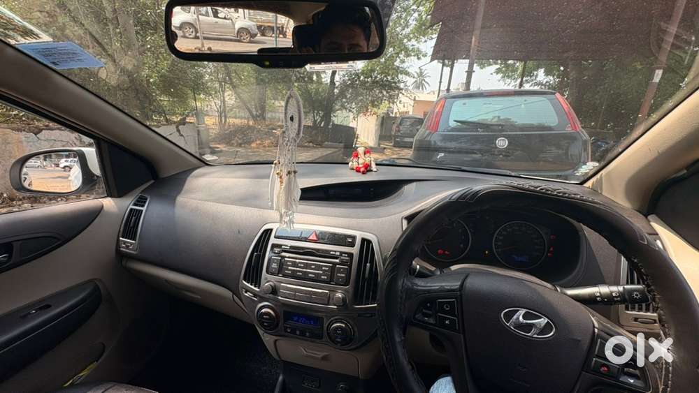 Hyundai I20 2013 Petrol 75000 Km Driven
