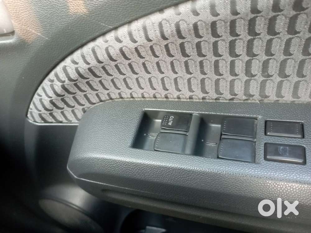 Maruti Suzuki Ritz Vxi (abs) Bs Iv, 2015, Petrol