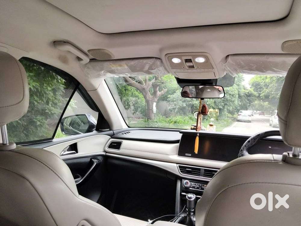 Mahindra Xuv700 Ax7 Luxury Pack Awd, 2022, Diesel