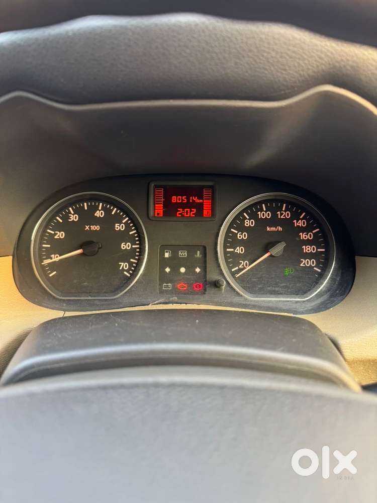 Nissan Terrano Petrol 2014