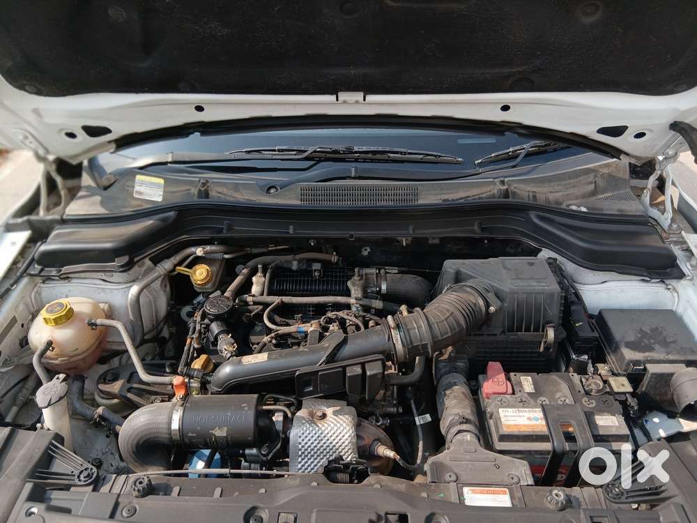 Mahindra Xuv300 W4, 2024, Petrol