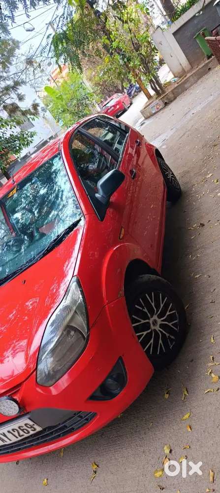 Ford Figo Petrol Exi 2010