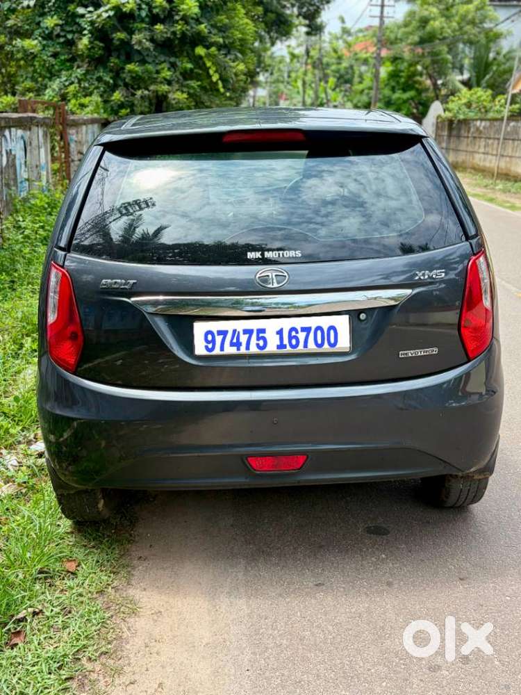 Tata Bolt Revotron Xms, 2015, Petrol