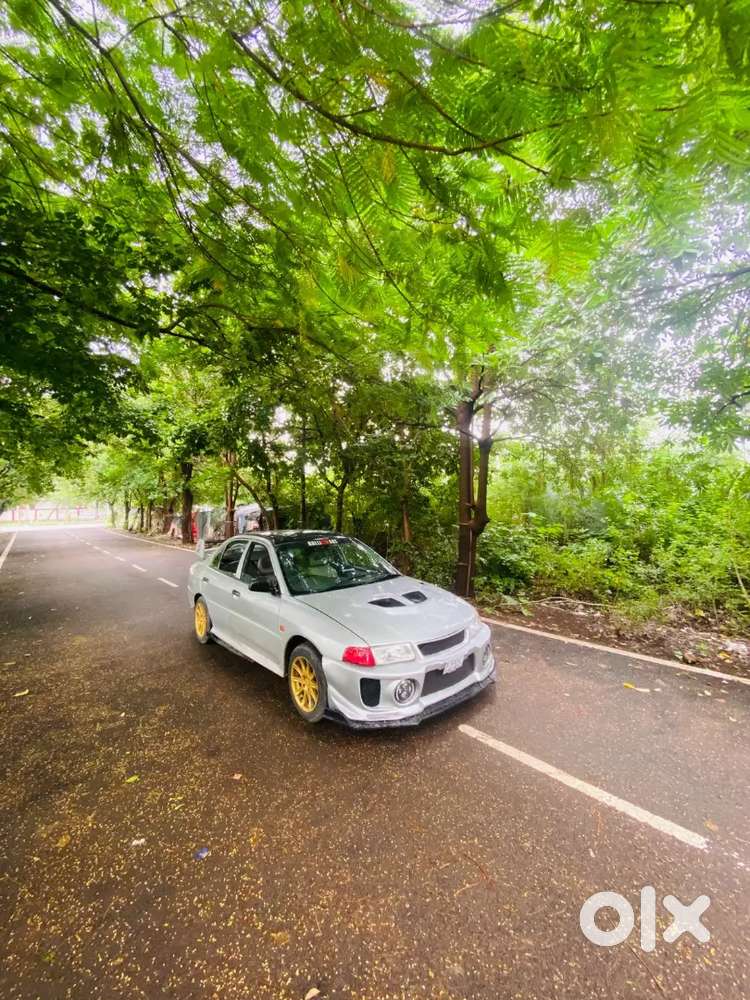 Mitsubishi Lancer 2000 Petrol