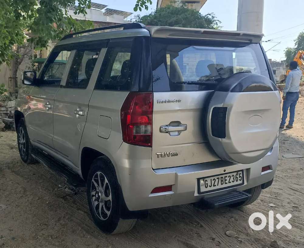 Mahindra Tuv 300 2016 Diesel 86000 Km Driven 2 Owner