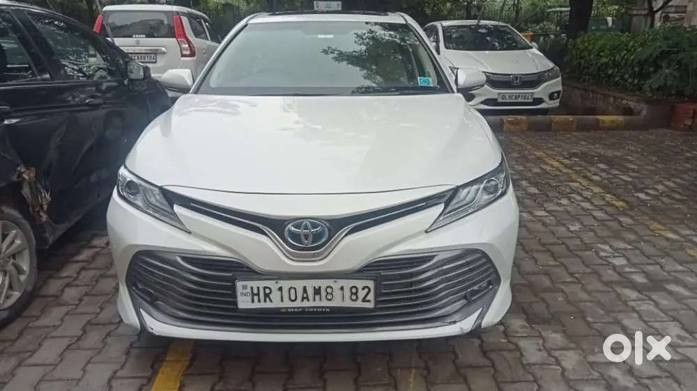 Toyota Camry 2021