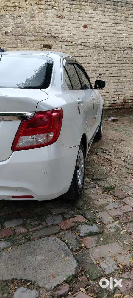 Maruti Suzuki Dzire 2020 Petrol 70000 Km Driven