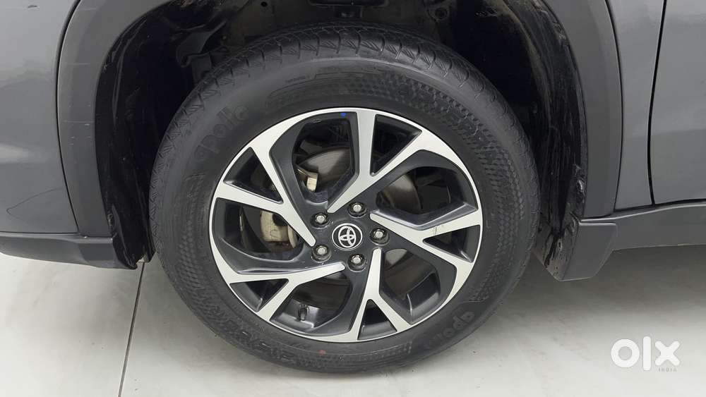Toyota Urban Cruiser Hyryder 1.5 V Neo Drive Awd, 2023, Petrol